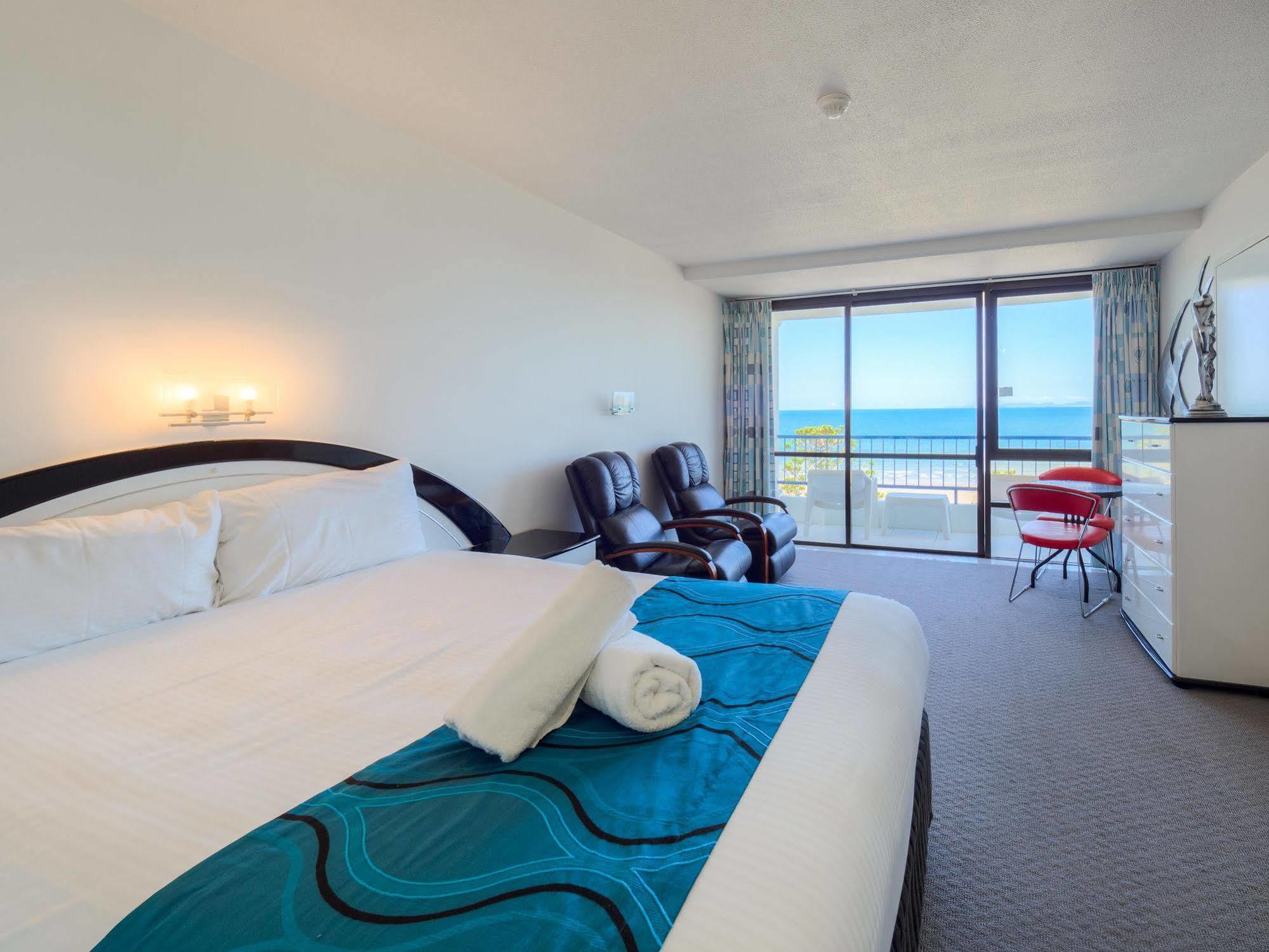 Bayview Tower Hotel Yeppoon Exterior photo
